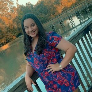 Meet your Posher, Chloe